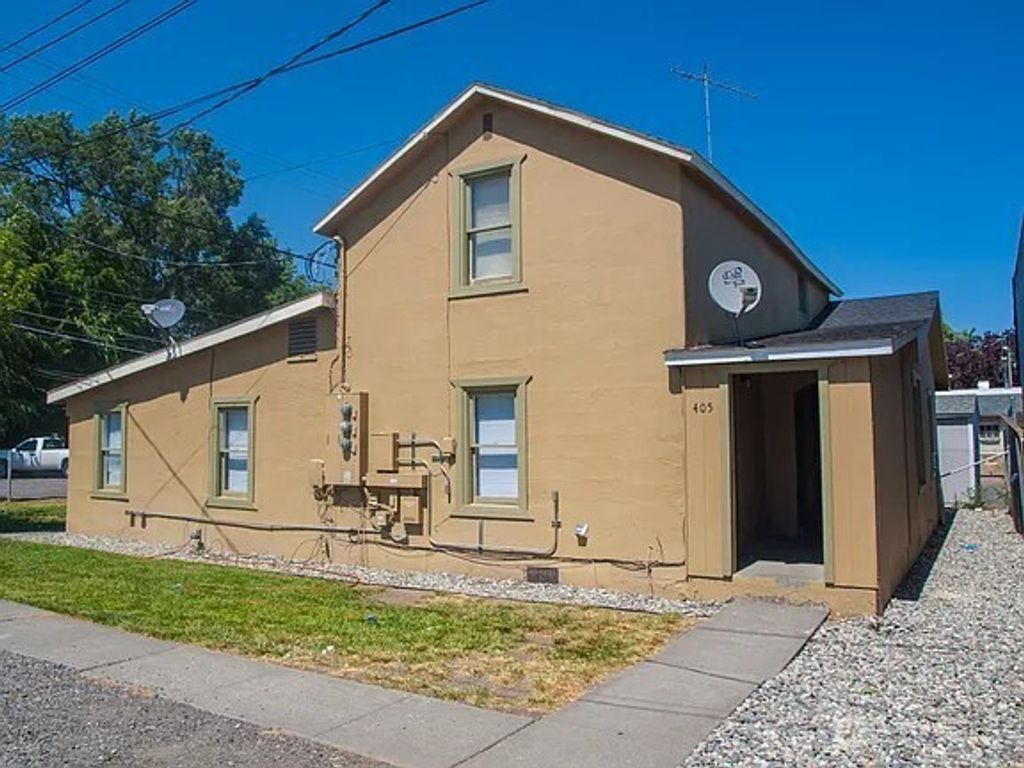 Photo of 40505 Basin Street SW #1-3, Ephrata, WA 98823 (MLS # 2472416)