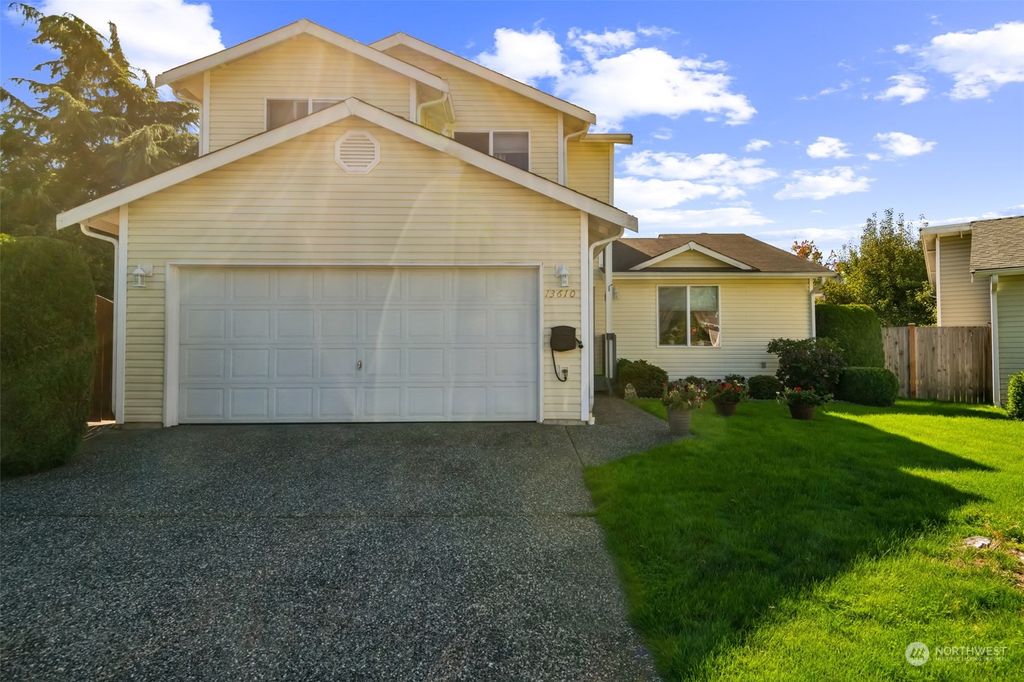 Photo of 13610 SE 46th Ave SE Ave SE, Snohomish, WA 98296 (MLS # 2295346)