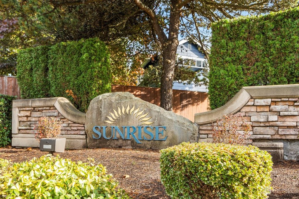 Photo of 10825 SE 200th Street #H101, Kent, WA 98031 (MLS # 2176079)