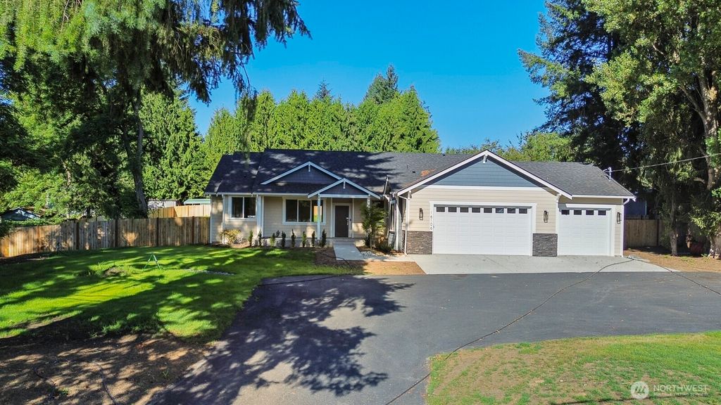 Photo of 16106 Broadway Avenue, Snohomish, WA 98296 (MLS # 2420191)