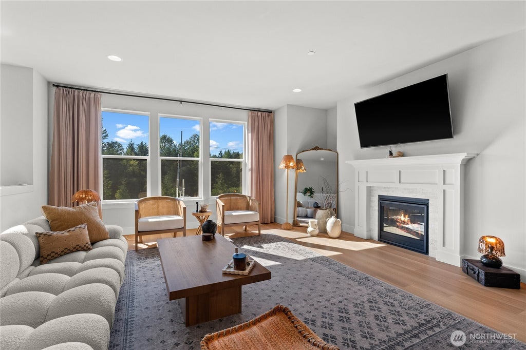 Photo of 13425 35th Drive SE, Mill Creek, WA 98012 (MLS # 2576184)