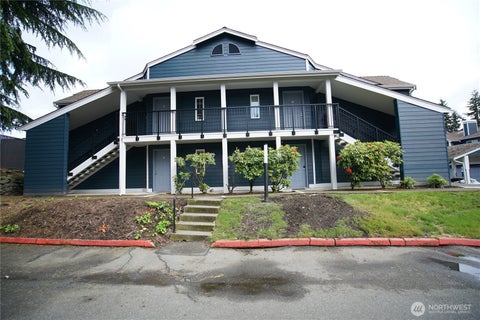 Photo of 215 SW 100th Street #B-102, Everett, WA 98201 (MLS # 2593715)
