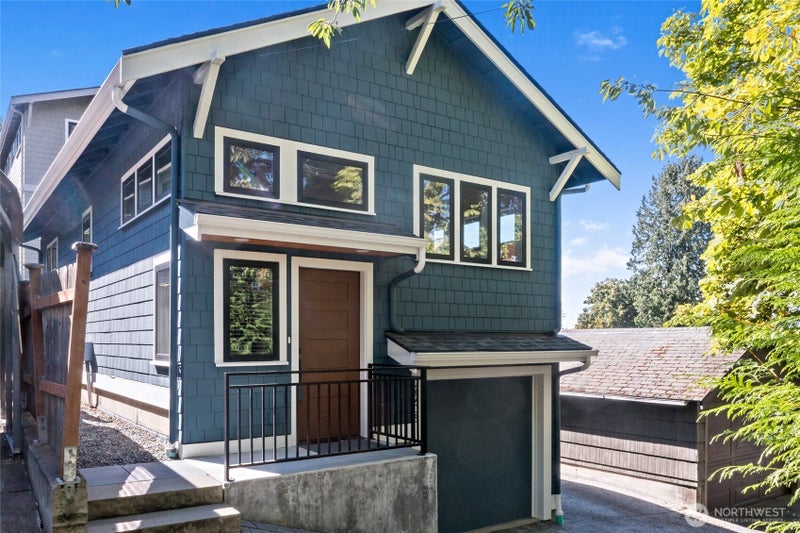 2708 1st Avenue W