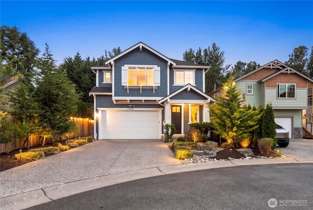 Photo of 14325 5th Avenue W, Lynnwood, WA 98087 (MLS # 2577933)