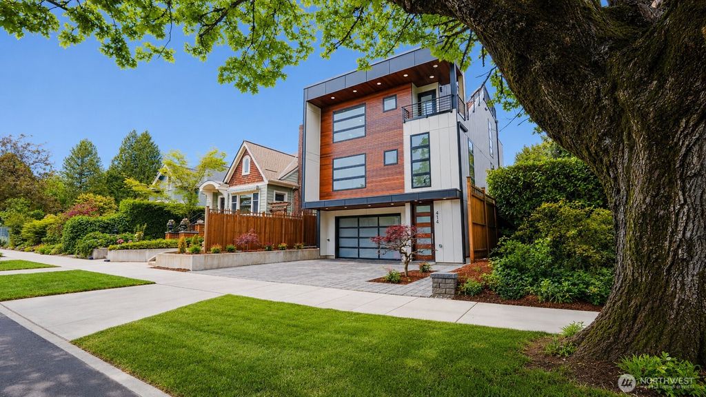 Photo of 414 30th Avenue, Seattle, WA 98144 (MLS # 2524563)