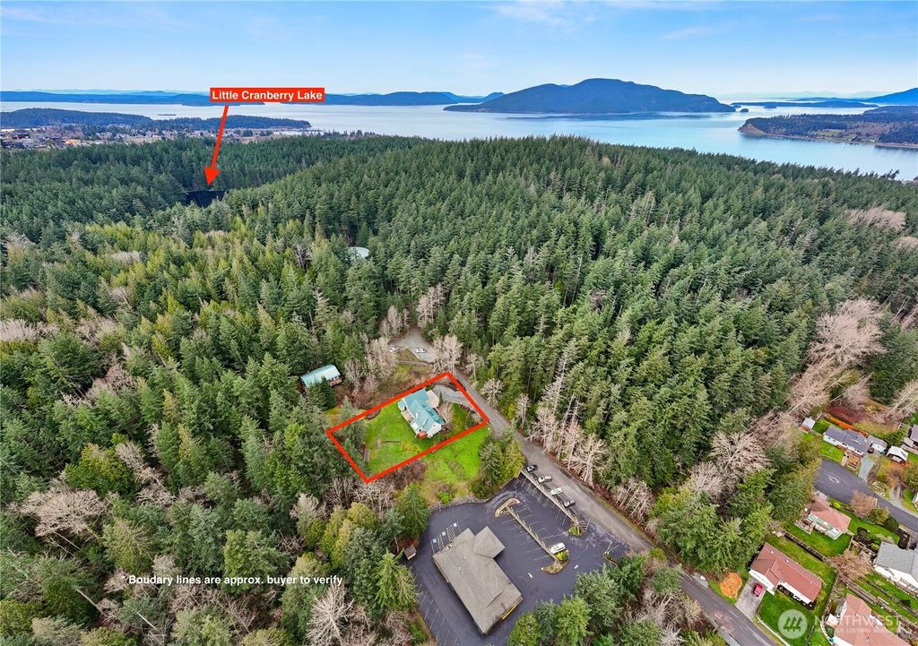 Photo of 2513 29th Street, Anacortes, WA 98221 (MLS # 2476986)