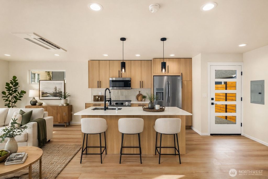 Photo of 317 NW 87th Street, Seattle, WA 98117 (MLS # 2511242)