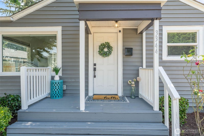 3344 S Sawyer