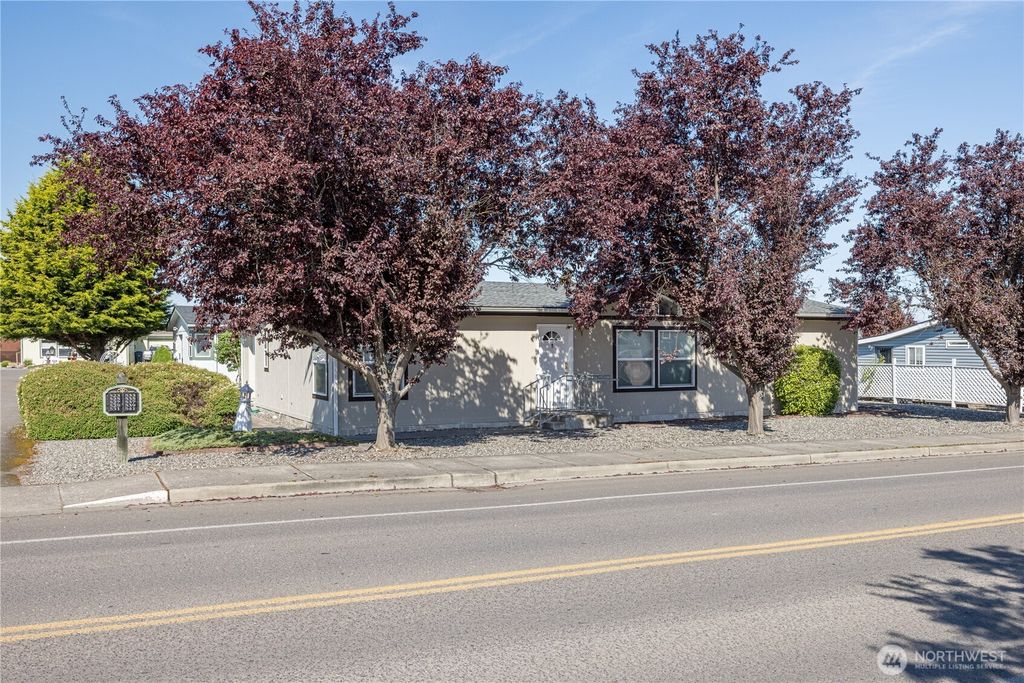 Photo of 541 N 7th, Sequim, WA 98382 (MLS # 2521077)