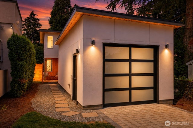 404 N 127th Street, Seattle