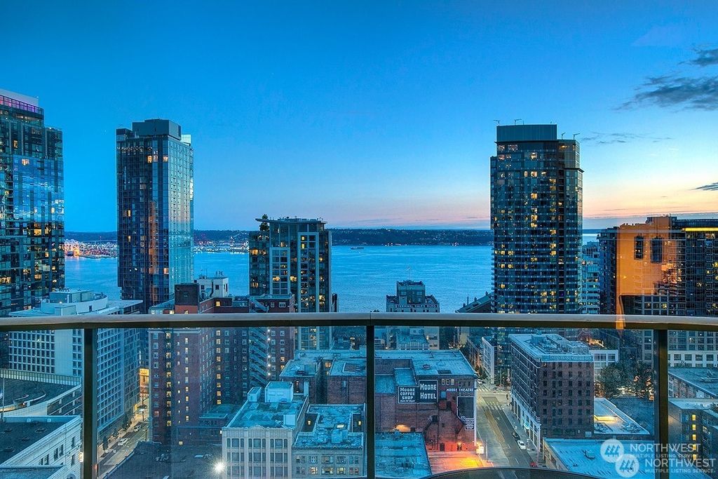 Photo of 1920 4th Avenue #2403, Seattle, WA 98101 (MLS # 2309292)
