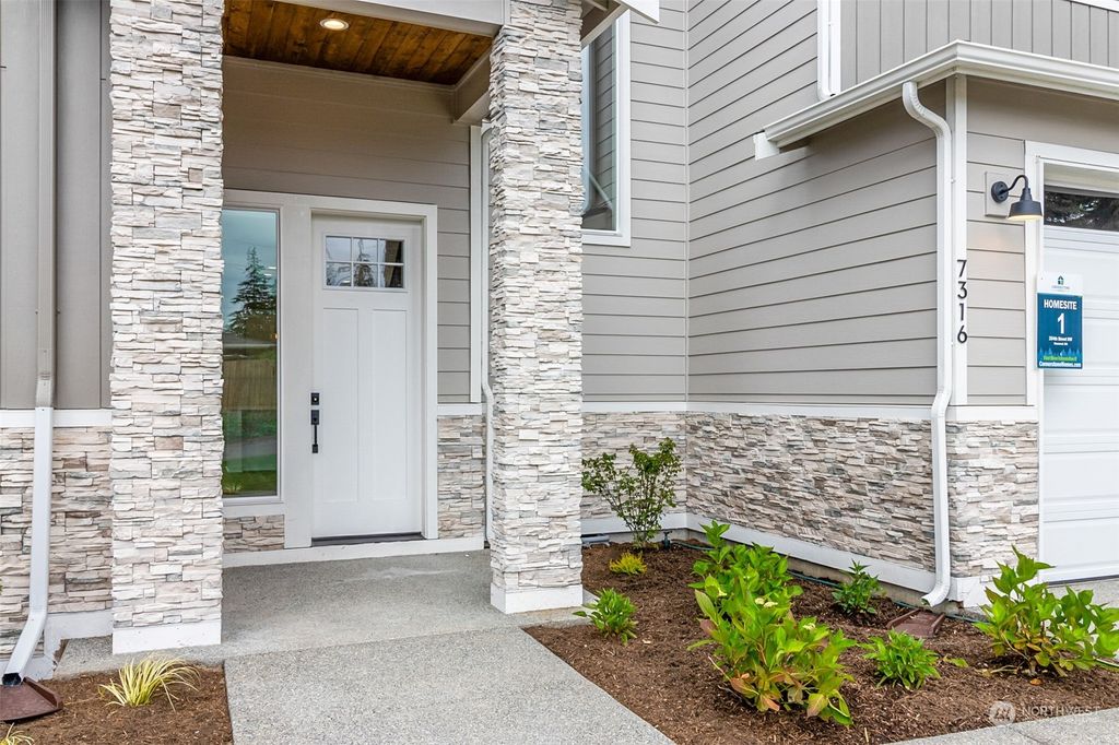 Photo of 7316 284th Street NW, Stanwood, WA 98292 (MLS # 2265303)