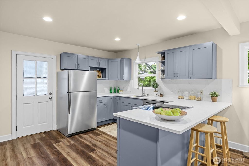 Photo of 902 22nd Avenue, Seattle, WA 98122 (MLS # 2545426)