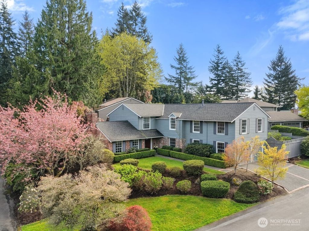 Photo of 8255 SE 59th Street, Mercer Island, WA 98040 (MLS # 2509961)