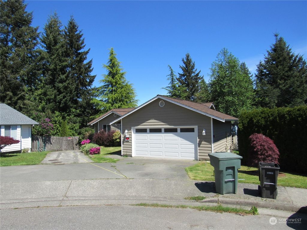 Photo of 7 75th Street SW, Everett, WA 98203 (MLS # 2239911)