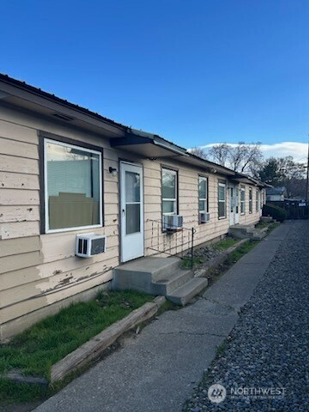 Photo of 705 N 1st Street, Yakima, WA 98901 (MLS # 2526831)