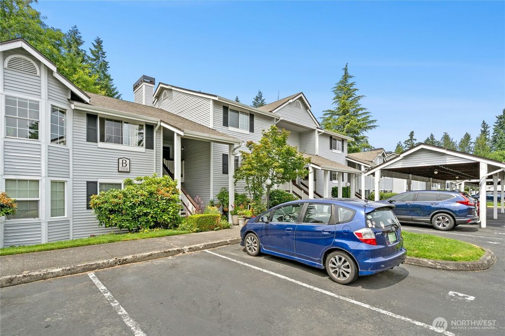 Photo of 23335 Cedar Way #B204, Mountlake Terrace, WA 98043 (MLS # 2401531)