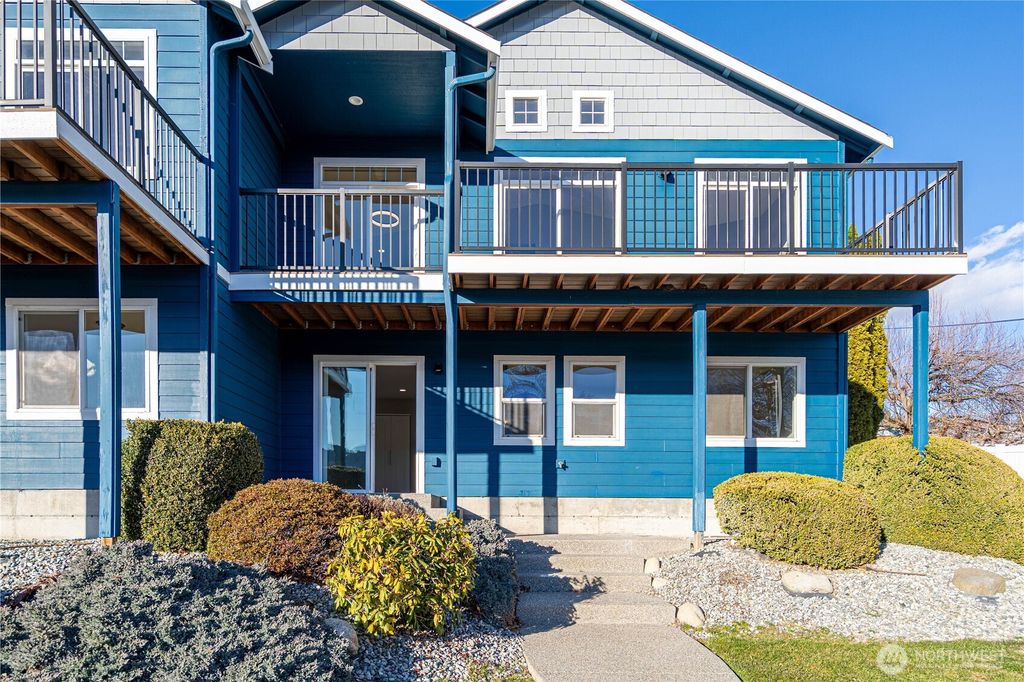 Photo of 744 Wapato Way Way #C, Manson, WA 98831 (MLS # 2495877)