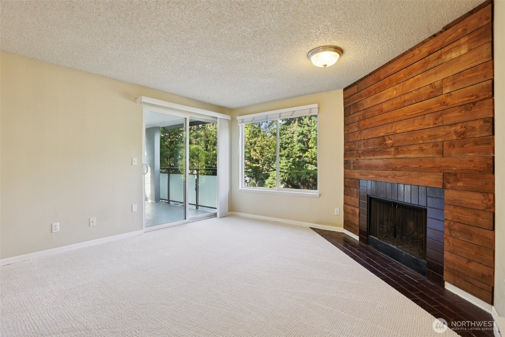 2503 NE 4th Street 424