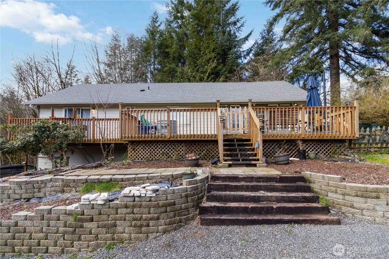 421 McAdams Road E