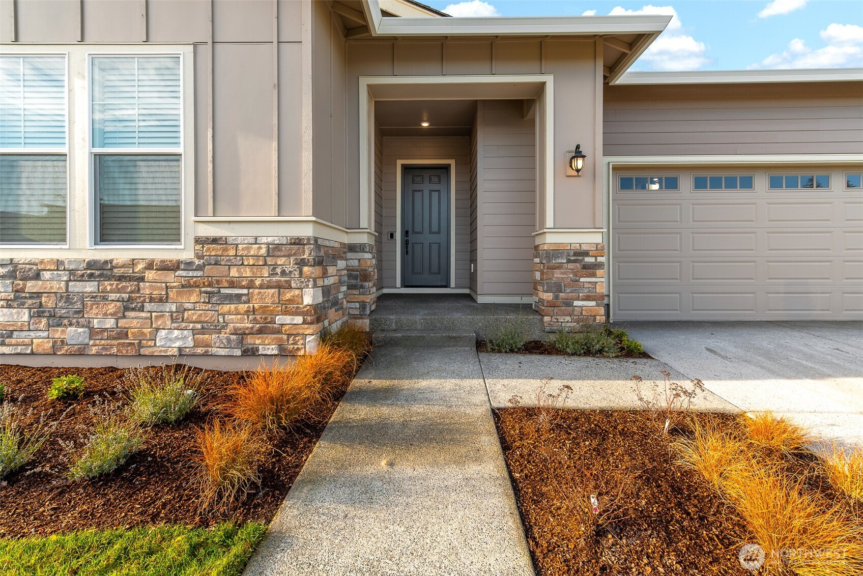 14816 206th Avenue E