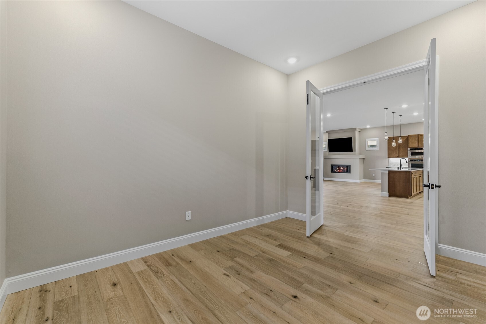 14816 206th Avenue E