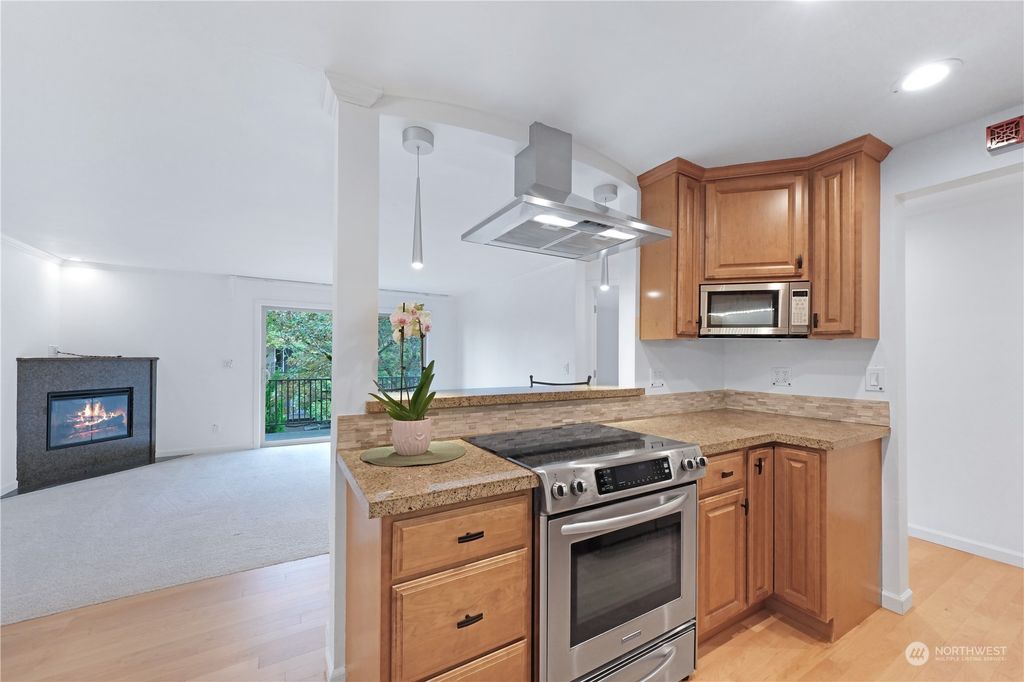 Photo of 11006 NE 68th Street #824, Kirkland, WA 98033 (MLS # 2310921)