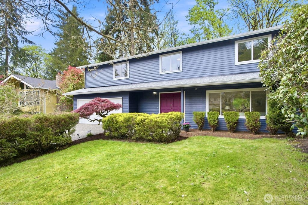 Photo of 5605 140th Place SE, Bellevue, WA 98006 (MLS # 2512723)