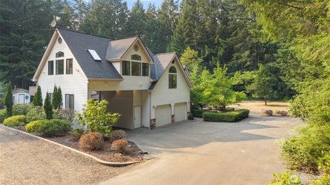 Photo of 6120 Vernon Lane SE, Port Orchard, WA 98367 (MLS # 2564700)