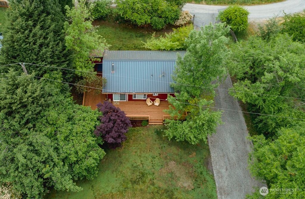 Photo of 17631 Old Barn Road SE, Yelm, WA 98597 (MLS # 2525063)