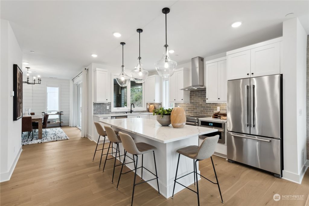 Photo of 12335 138th Place NE #106, Redmond, WA 98052 (MLS # 2263998)