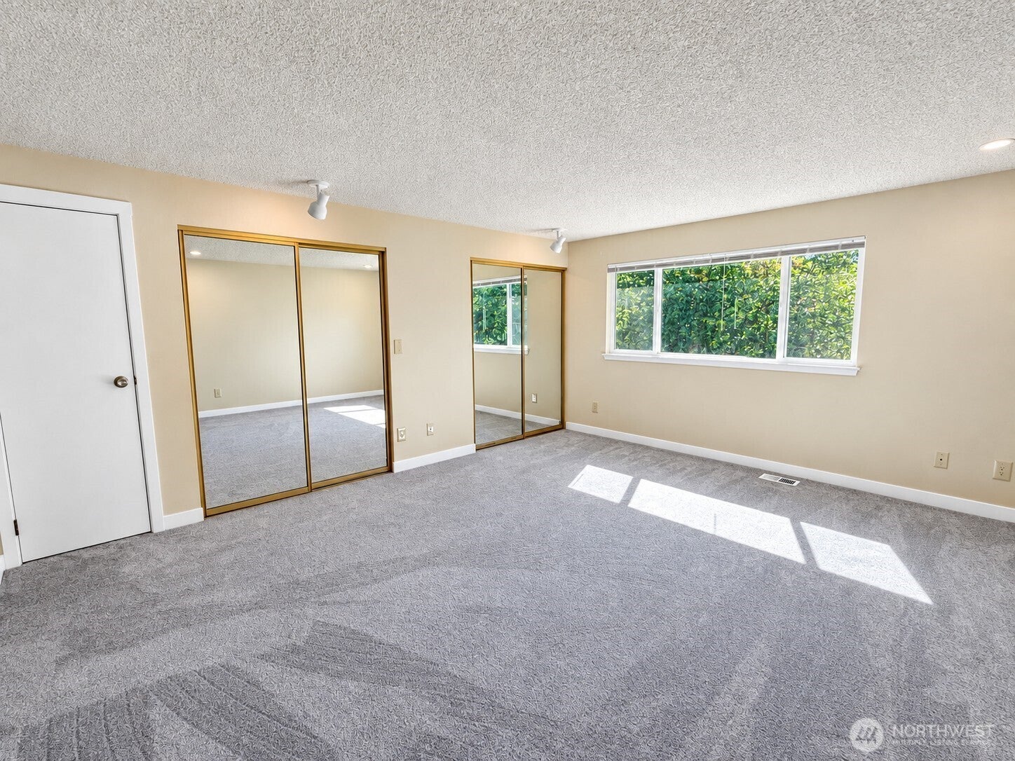 21513 4th Avenue W C13