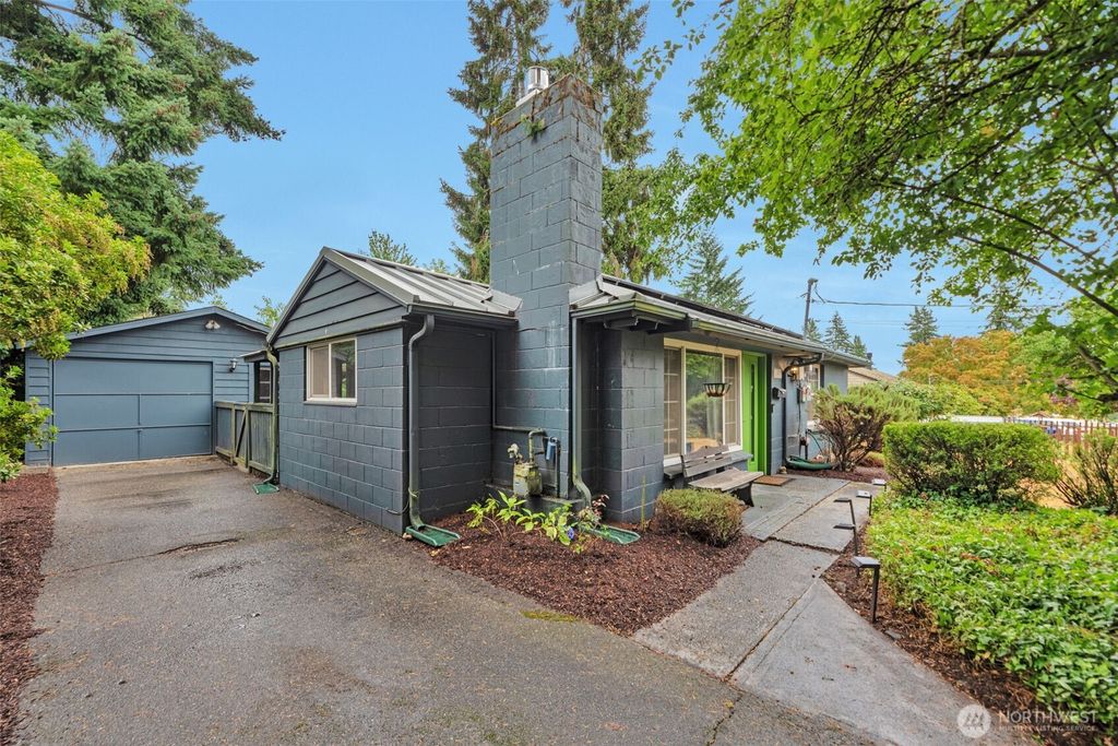 Photo of 23901 60th Avenue W, Mountlake Terrace, WA 98043 (MLS # 2417628)