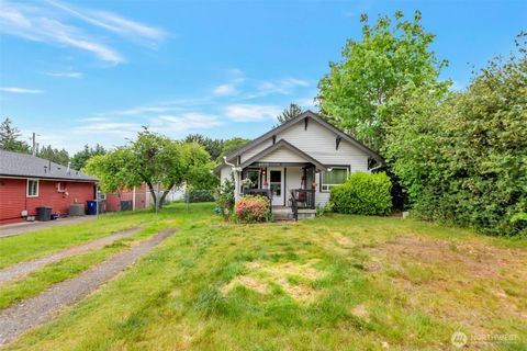 Photo of 6820 S Huson Street, Tacoma, WA 98409 (MLS # 2524694)