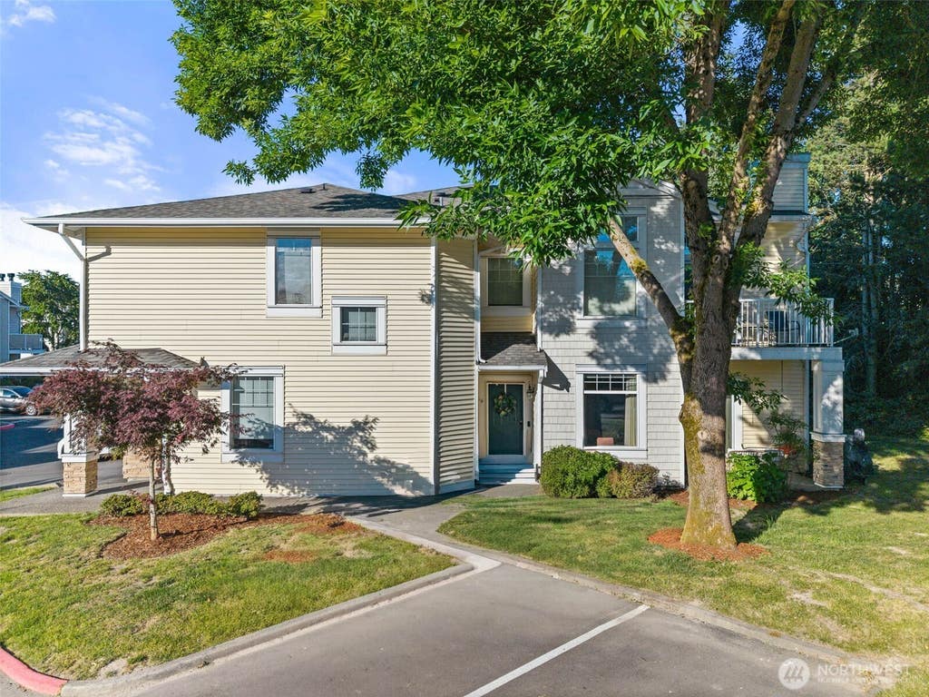 Photo of 5801 S 232nd Place #6-6, Kent, WA 98032 (MLS # 2539201)