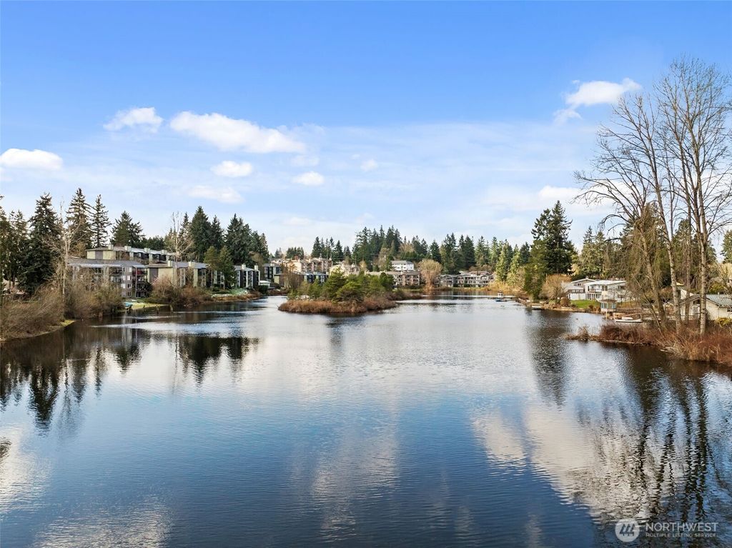 Photo of 820 Cady Road #H203, Everett, WA 98203 (MLS # 2492178)