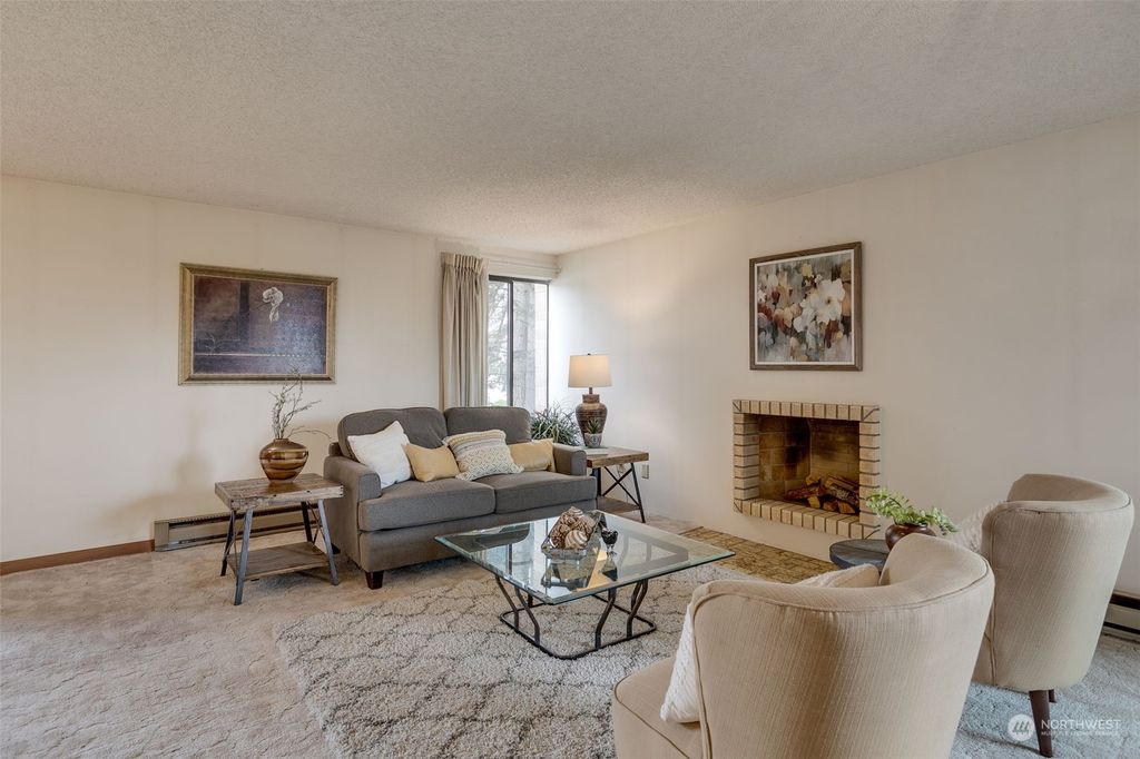 Photo of 3425 Colby Avenue #406, Everett, WA 98201 (MLS # 2063408)