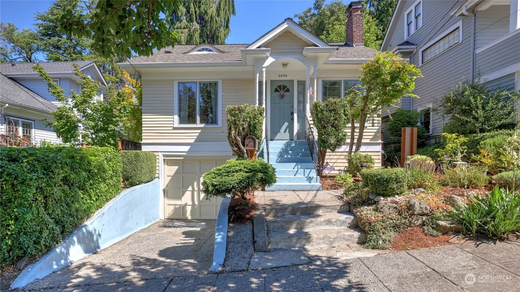 Photo of 2808 NE 60th St St, Seattle, WA 98115 (MLS # 2261908)