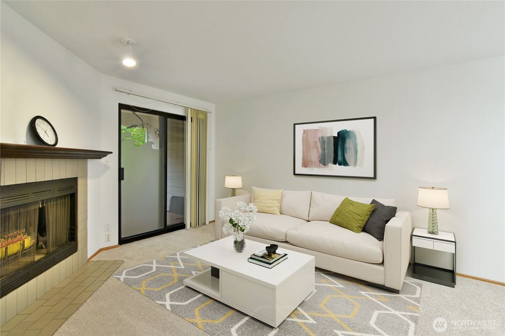 Photo of 700 N 160th Street #A314, Shoreline, WA 98133 (MLS # 2476257)