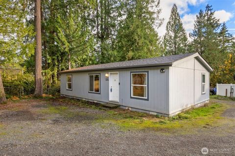 110 E Huckleberry Drive Grapeview WA 98546