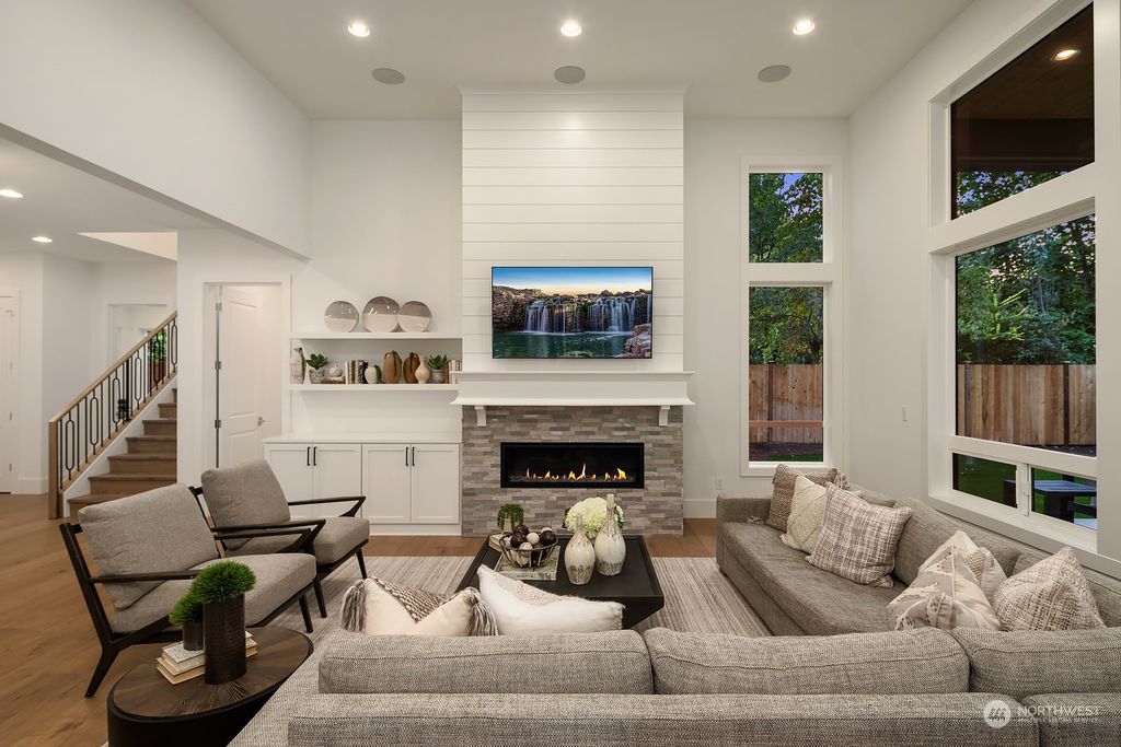 Photo of 8648 NE 140th Street, Kirkland, WA 98034 (MLS # 2020579)