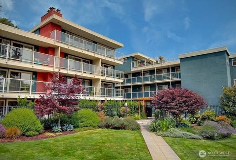 1730 Taylor Ave N 302 Seattle WA 98109