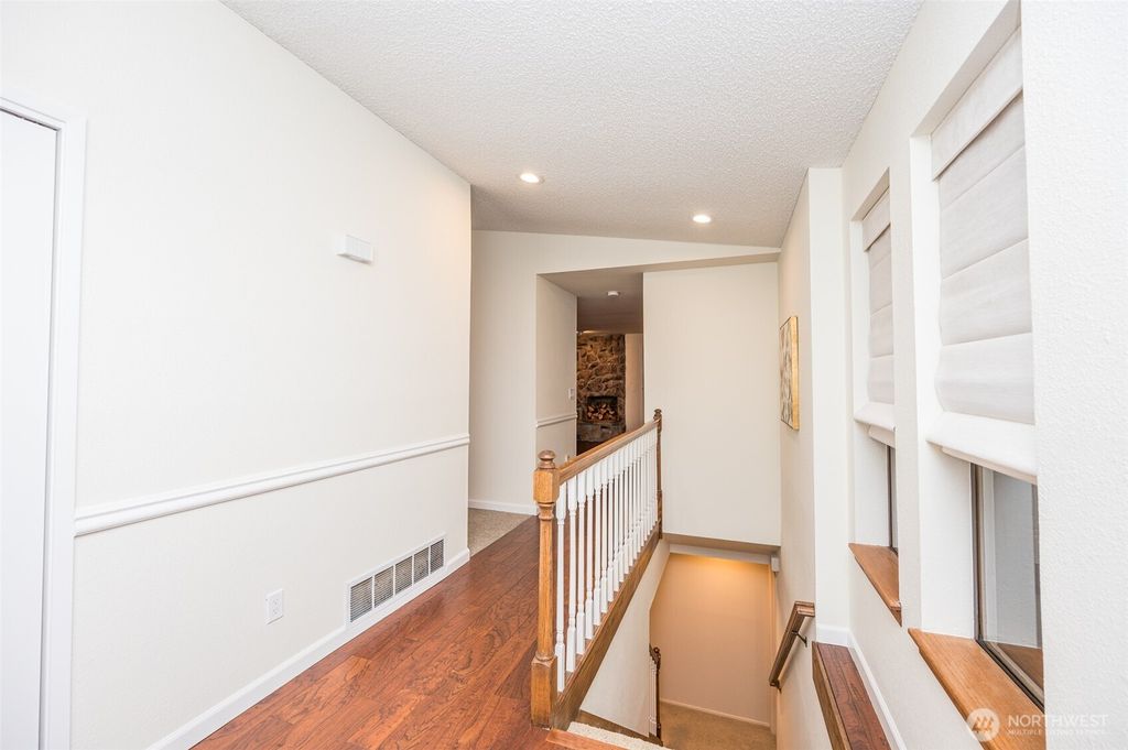 Photo of 18816 51st Street E, Lake Tapps, WA 98391 (MLS # 2520639)
