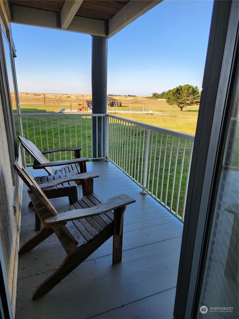 Photo of 210 26th Street NW #224, Long Beach, WA 98631 (MLS # 2017993)