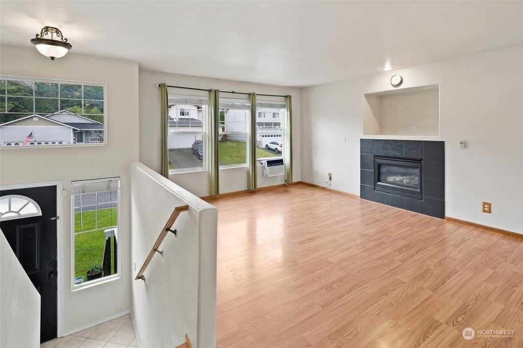 Photo of 10124 62nd Drive NE, Marysville, WA 98270 (MLS # 2246305)