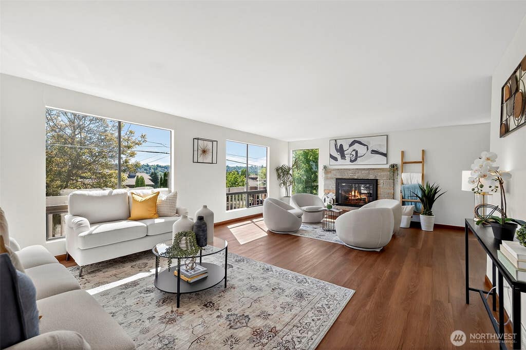 Photo of 3415 24th Avenue W, Seattle, WA 98199 (MLS # 2549486)