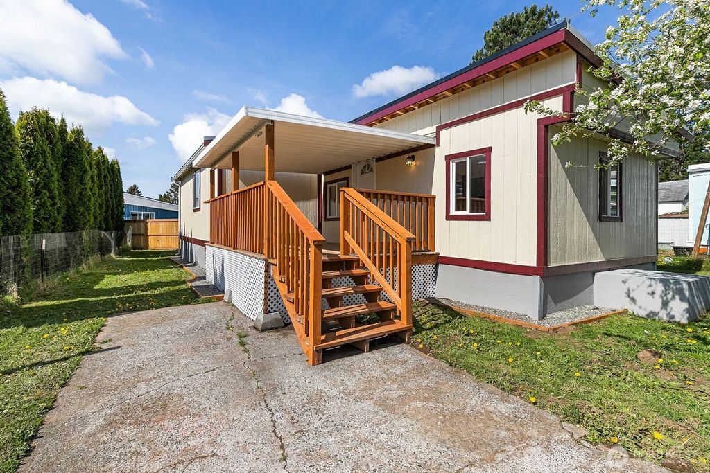 Photo of 2392 Douglas Road #19, Ferndale, WA 98248 (MLS # 2512613)