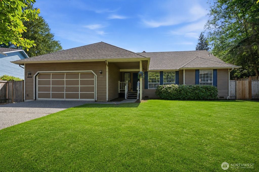 Photo of 1016 215th Street SE, Bothell, WA 98021 (MLS # 2529932)