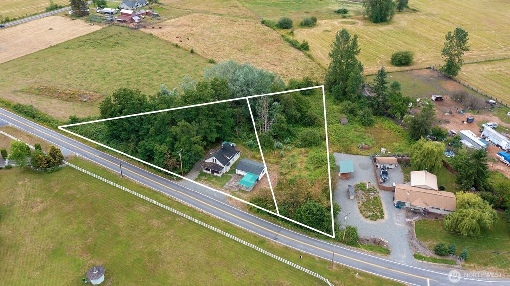 Photo of 37631 SE 160th Place, Auburn, WA 98092 (MLS # 2406134)