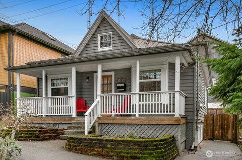 Photo of 1906 E Union Street, Seattle, WA 98122 (MLS # 2475310)